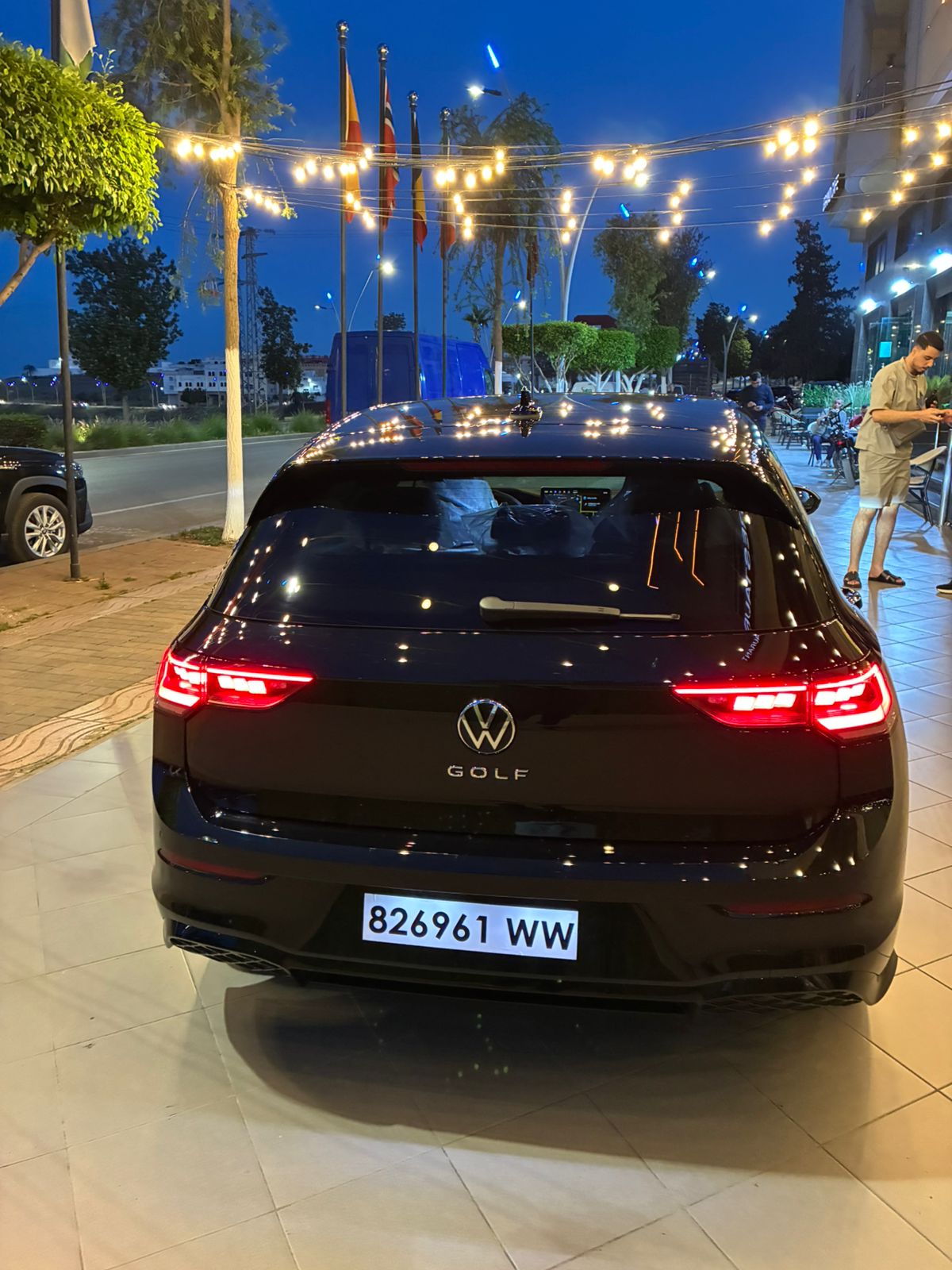 BLAN AUTO - Voiture 6